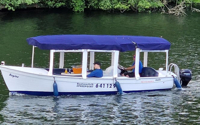 Motorboot Old Bay Bild 4