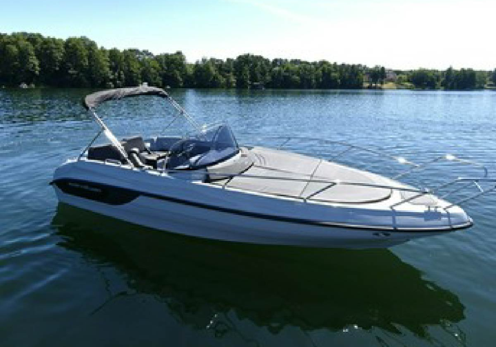 Motorboot ?PALERMO? Motorboot Sundeck / Führerscheinfrei / Grünheide am Petzsee Bild 2