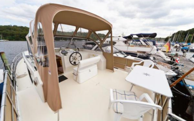 Motorboot Seepferdchen 05 Motorboot für bis zu 8 Personen Bild 2