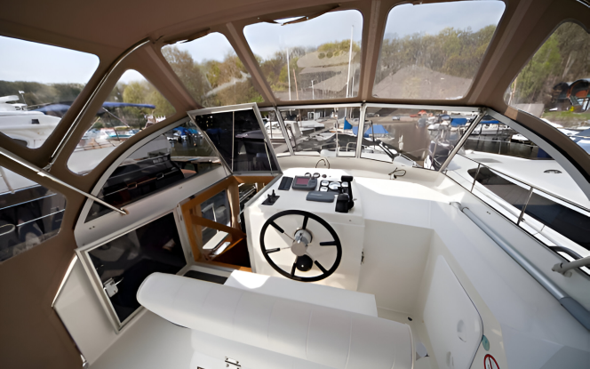 Motorboot Seepferdchen 11 Motorboot für bis zu 6 Personen Bild 9