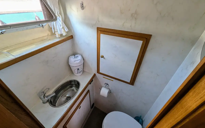 Motorboot Seepferdchen 16 Motorboot für bis zu 6 Personen Bild 4