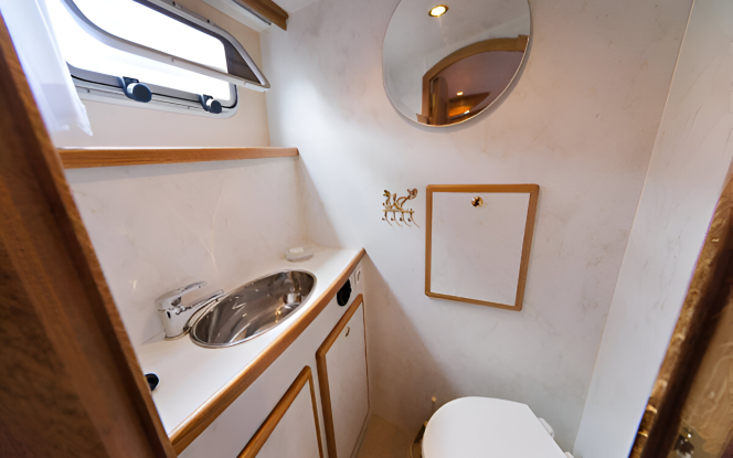 Motorboot Seepferdchen 17 Motorboot für bis zu 8 Personen Bild 5