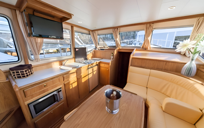 Motorboot Seepferdchen 17 Motorboot für bis zu 8 Personen Bild 4