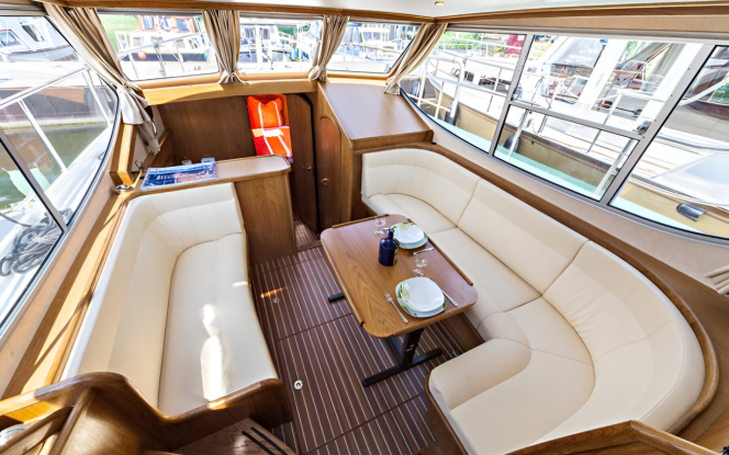 Motorboot Seepferdchen 28 Motorboot für bis zu 6 Personen Bild 5