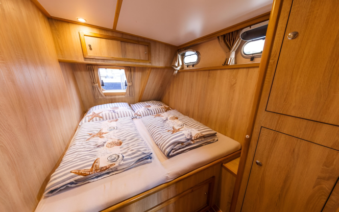 Motorboot Seepferdchen 37 Motorboot für bis zu 8 Personen Bild 5