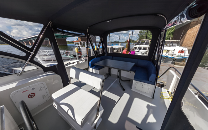 Motorboot Seepferdchen 37 Motorboot für bis zu 8 Personen Bild 7