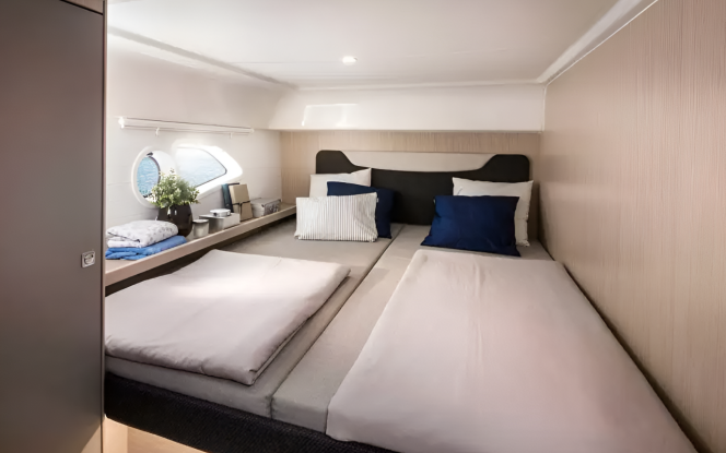 Motorboot Seepferdchen 46 Motorboot für bis zu 8 Personen Bild 9