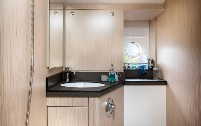 Motorboot Seepferdchen 46 Motorboot für bis zu 8 Personen Bild 3