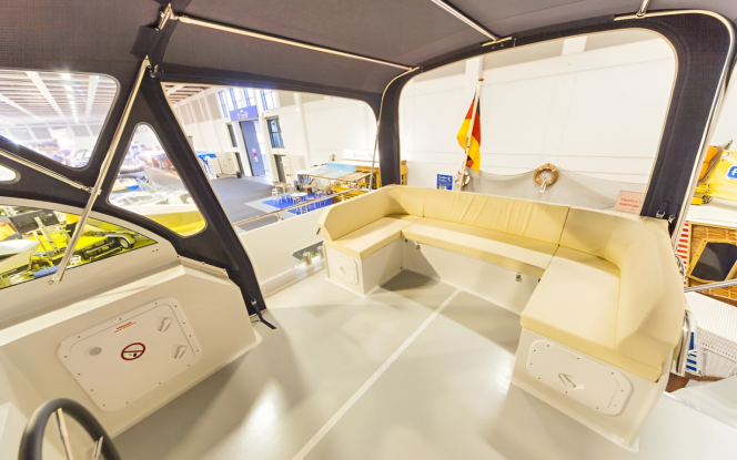 Motorboot Seepferdchen 56 Motorboot für bis zu 6 Personen Bild 3