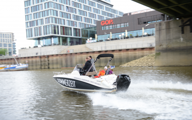 Motorboot SOMMERZEIT / 5 Personen Bild 5