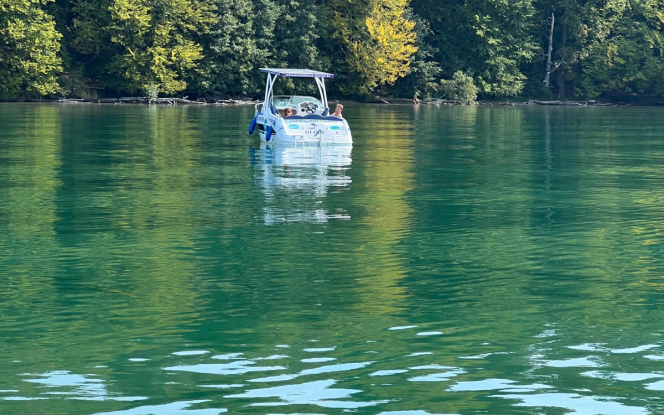 Motorboot Sunliner 2 Solarboot Bild 1