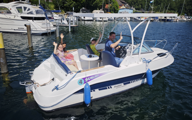 Motorboot Sunliner 4 Solarboot Bild 12