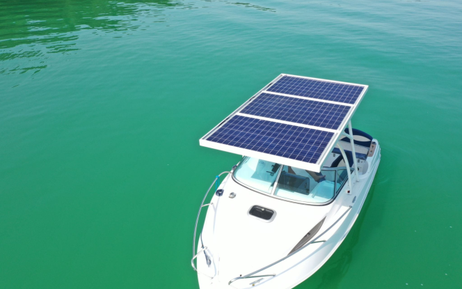 Motorboot Sunliner 5 Solarboot Bild 1