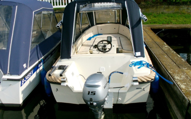 Motorboot Sunny 3 Bild 7