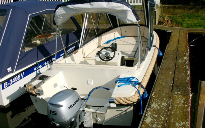 Motorboot Sunny 3 Bild 4