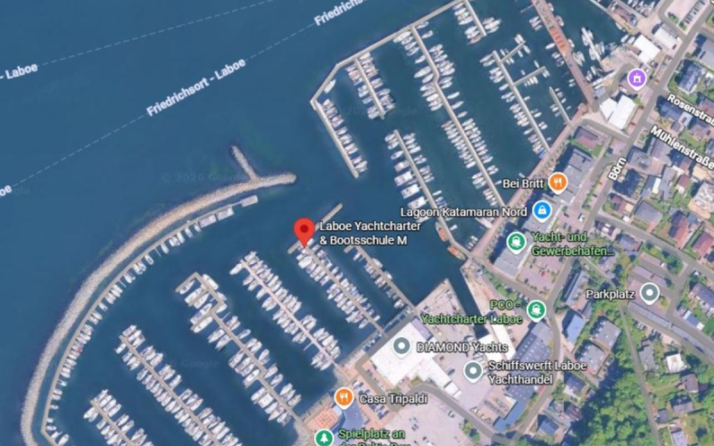 Motorboot USO-Identifizierbares Schwimmobjekt, Spaß im Kreis, einzigartig auf der Ostsee, für bis zu 10 Personen Bild 10