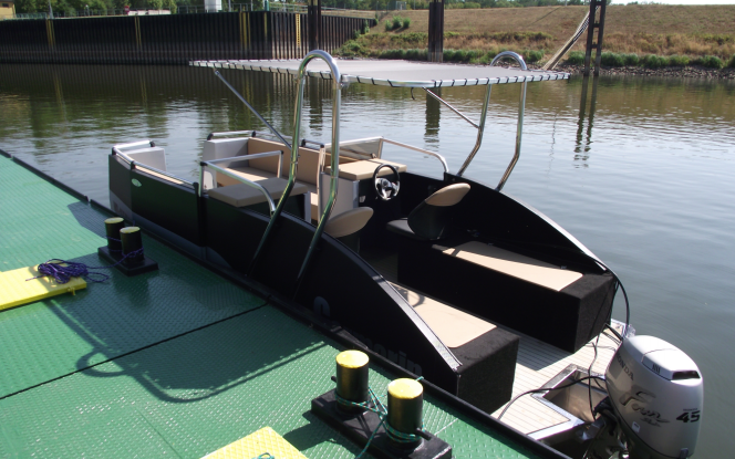 Motorboot VILM Bild 2