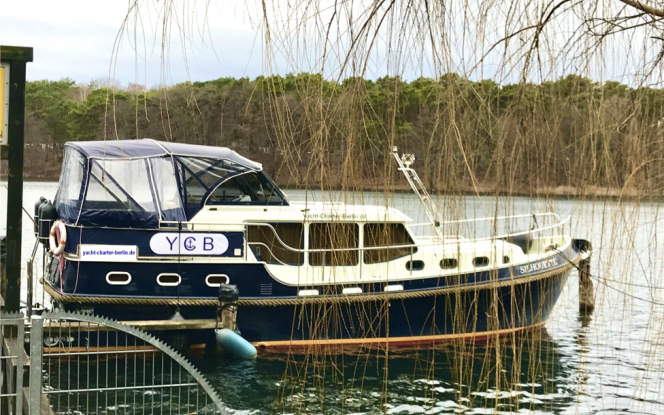 Yacht Silhouette Bild 1