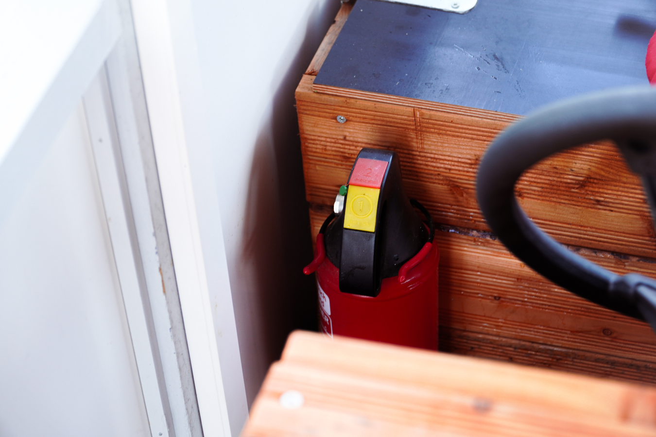 Floss Floß mieten in Berlin – Rumtreiber Partyfloß für bis zu 12 Personen Bild 15