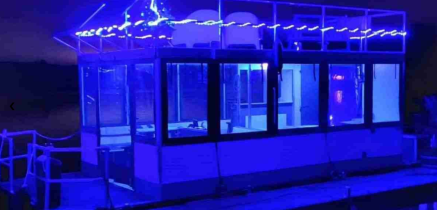 Floss Party Floß - Bootsjunge mieten