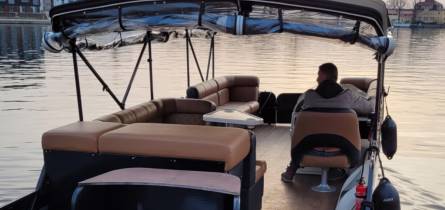 mietboote Bootscharter Floß mieten Berlin