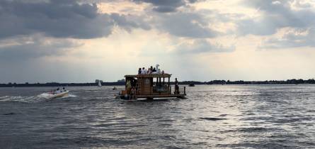 mietboote Bootscharter Partyfloss zum Vatertag