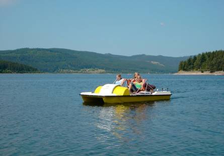 mietboote Bootscharter Tretboot