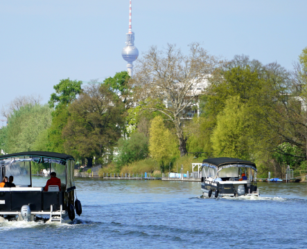 April Waves in Berlin: Schnapp Dir 4 Stunden Sommerfeeling ab 149 ?!