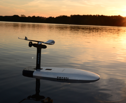 eFoil - Einsteigerkurs - Bootsverleih in Berlin Tegel Bild 3