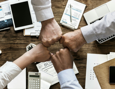 Teamgeist in deinem Betrieb stärken - Bootsverleih